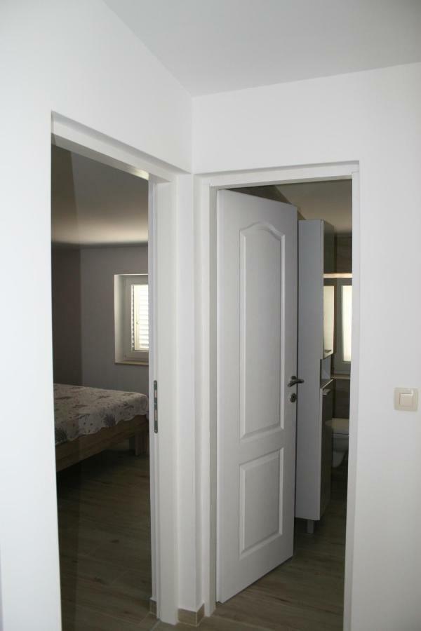 Apartment Aria Banjol Luaran gambar
